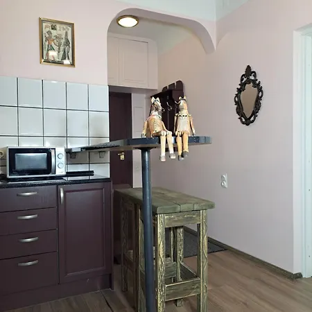 Rest Street - Airport, Center 10 Min Apartment Riga